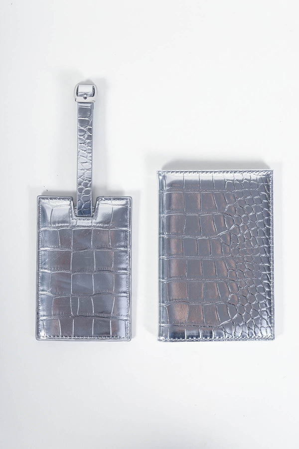 Carraig Donn Passport Holder & Luggage Tag